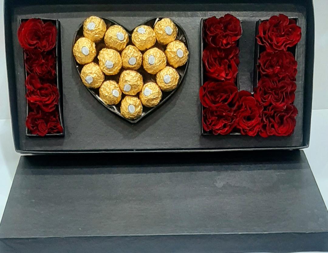 Envio y venta de flores ,rosas, plantas,arreglos florales ,regalos y desayunos a domicilio con delivery gratis en la Ciudad Autonoma de Buenos Aires y con costo de env�o en localidades del Gran Buenos Aires asi como delivery de flores y plantas a trav�s de florerias asociadas en todas las provincias de la Argentina, Buenos Aires, la Pampa, Tucuman, La Rioja, R�o Negro, Entre Rios, Corrientes, Misiones, Neuquen, Chubut, Tierra del Fuego, Santa Cruz, San Luis, Mendoza, Cordoba, Jujuy, Formosa, Santiago del Estero, Salta, Chaco, Catamarca ,San Juan, y ademas realizamos el delivery de flores ,coronas,palmas , plantas y regalos a todas las ciudades de Argentina, Mar del Plata, C�rdoba, Buenos Aires, con cargo en Santa Rosa, La Plata, Bella Vista, Neuquen, Pilar, Paran�, Posadas, Resistencia, Cipolleti y mas de 300 ciudades y localidades en todo el territorio de nuestro pa�s, asi como tambien tenemos la posibilidad de enviar flores a casi todo el mundo en cuestion de horas